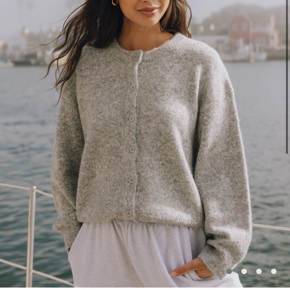 Brand new Daily Drills Button Up Sweater